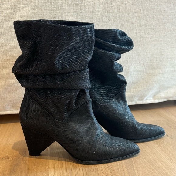 Stuart Weitzman Crush Sparkle Boot (Authentic) - Picture 5 of 6